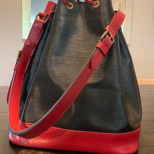 Authentic Louis Vuitton Epi Noe Full Size